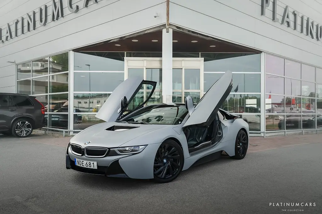 BMW i8 2016