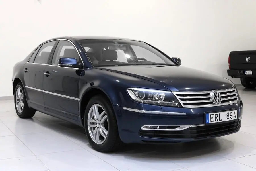 Volkswagen Phaeton 2012
