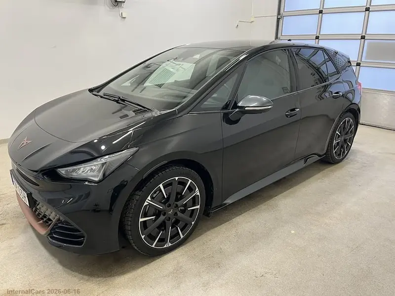 CUPRA Born 2025