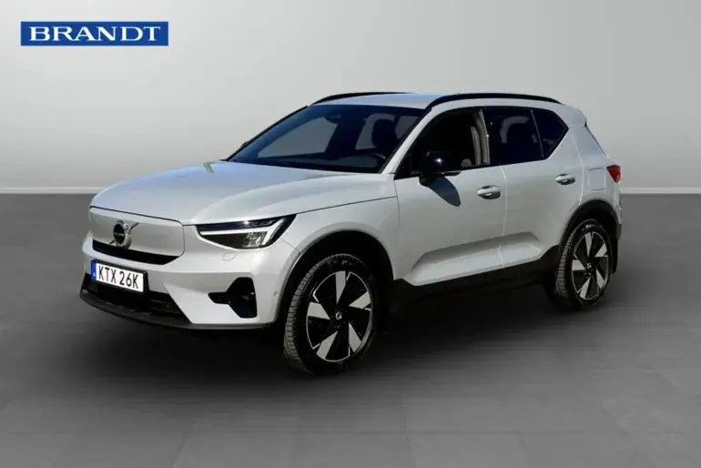 Volvo EX40 2025