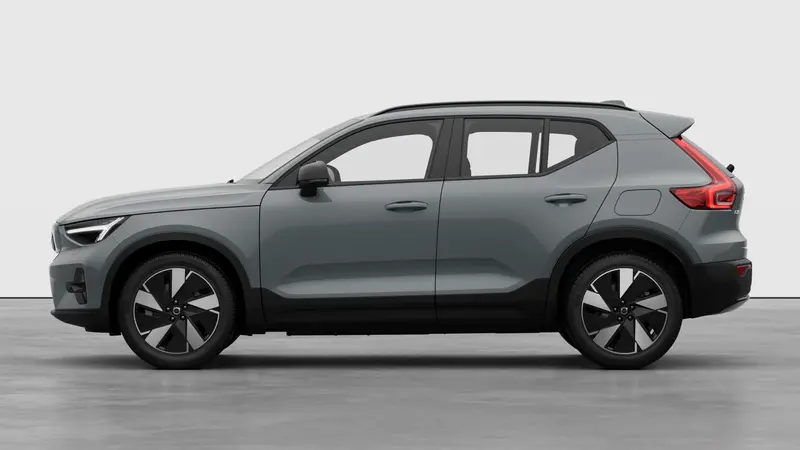 Volvo EX40 2026