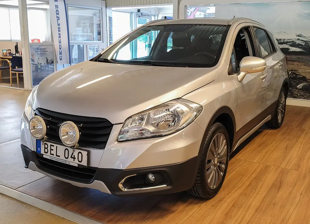 Suzuki S-Cross 2014