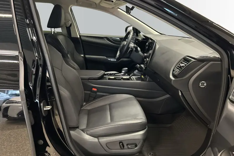 Lexus NX 2023