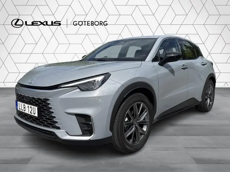 Lexus LBX 2026