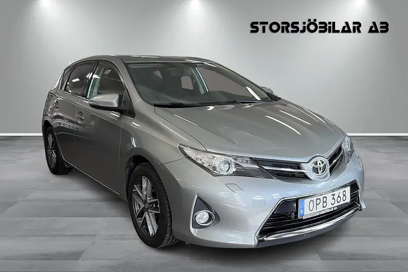 Toyota Auris 2015