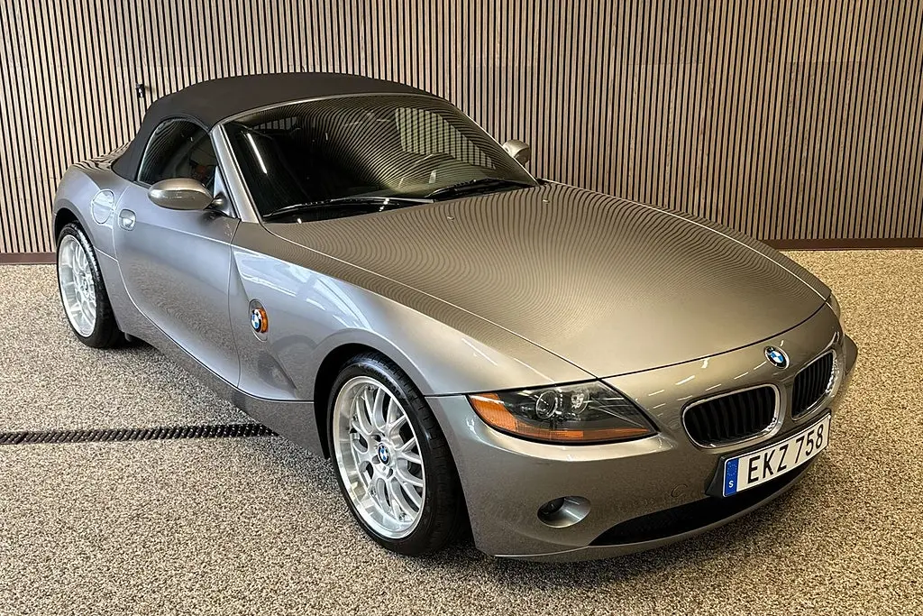 BMW Z4 2004