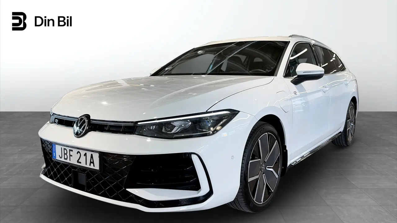 Volkswagen Passat 2025