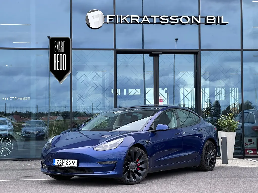 Tesla Model 3 2021