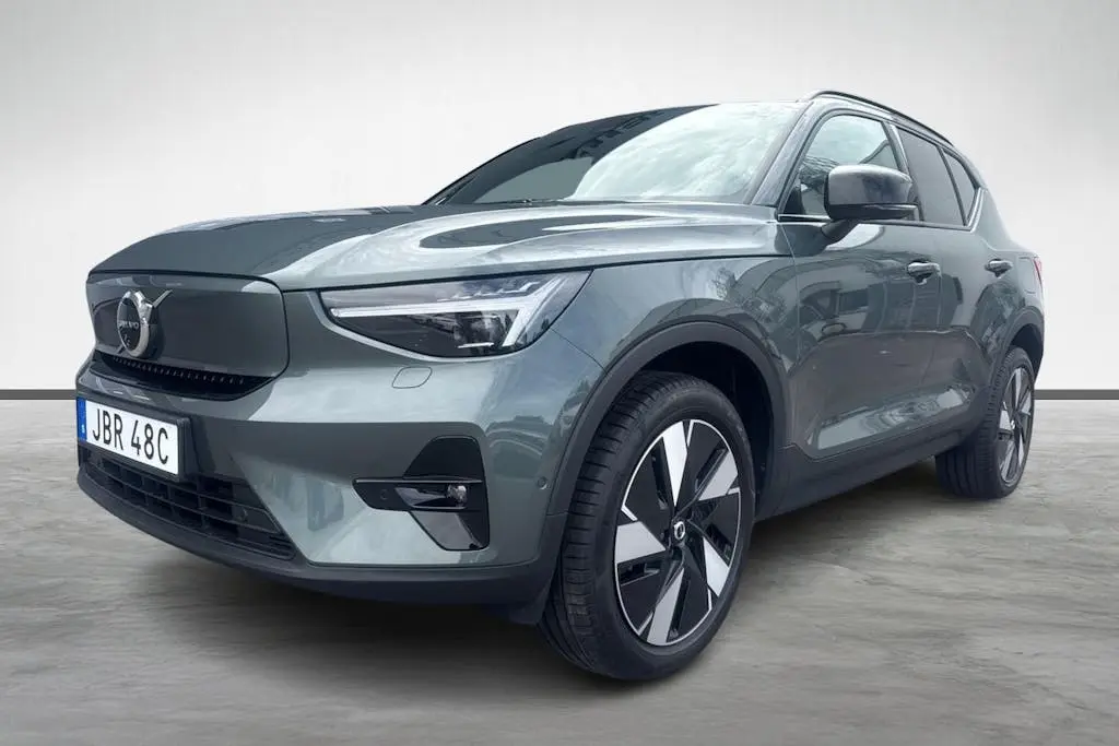 Volvo EX40 2026