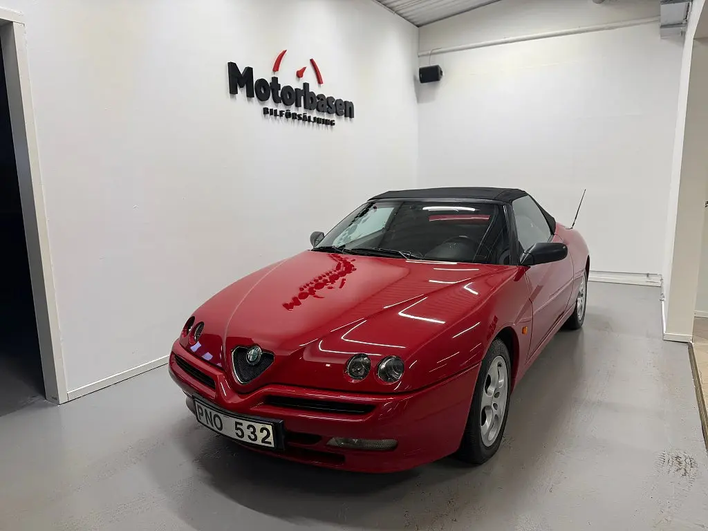 Alfa Romeo Spider 1999