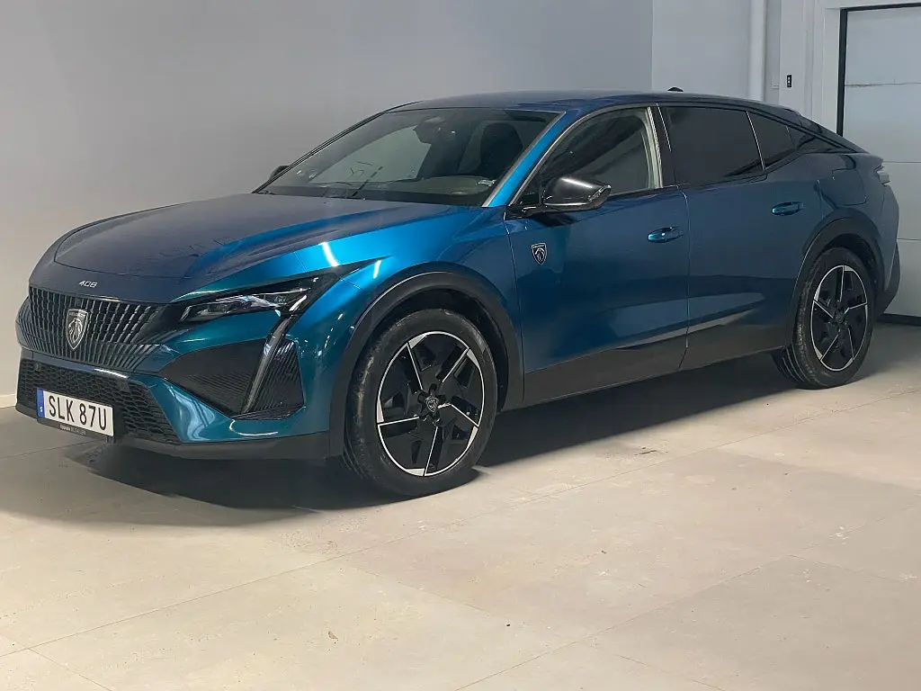 Peugeot 408 2023