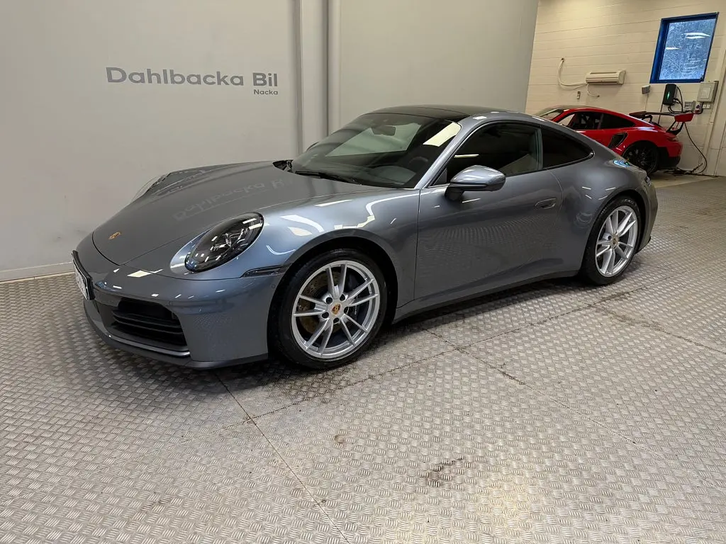 Porsche 911 2025