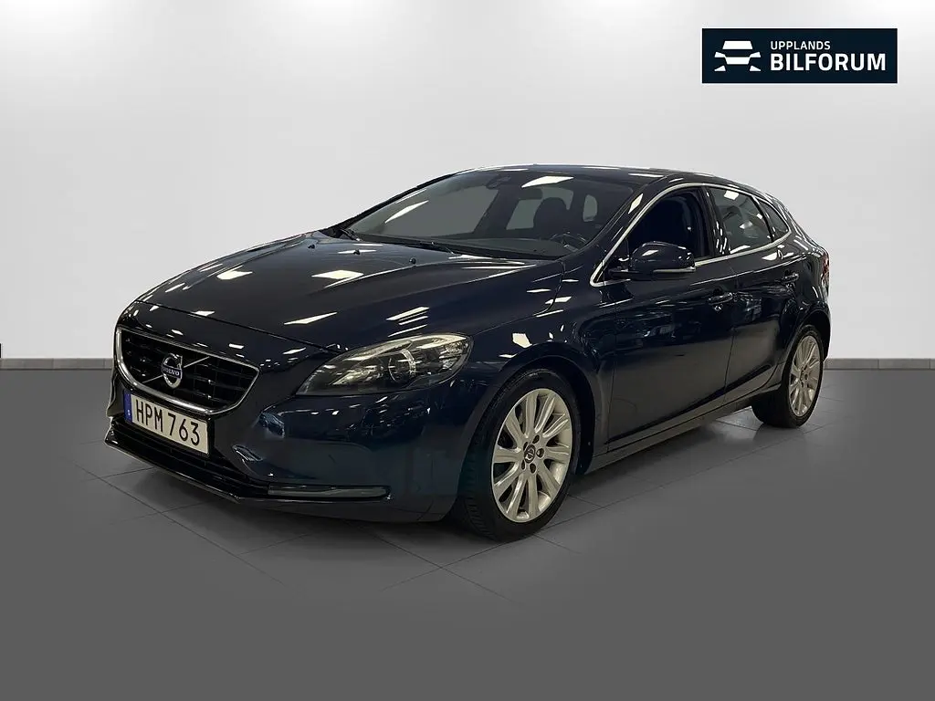 Volvo V40 2015