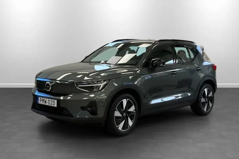Volvo EX40 2026