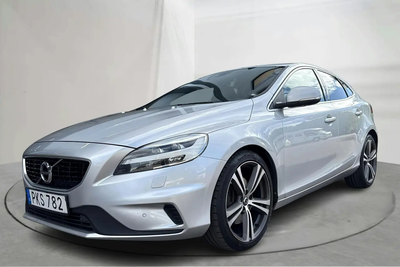 Volvo V40 2018
