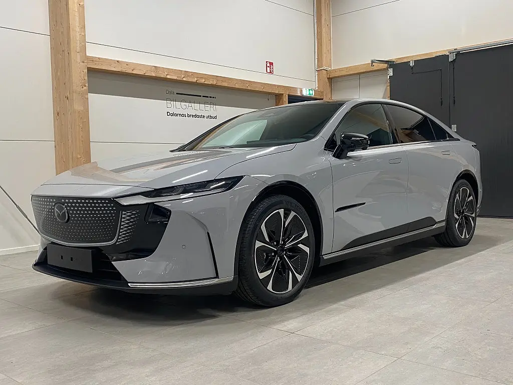 Mazda 6e 2026