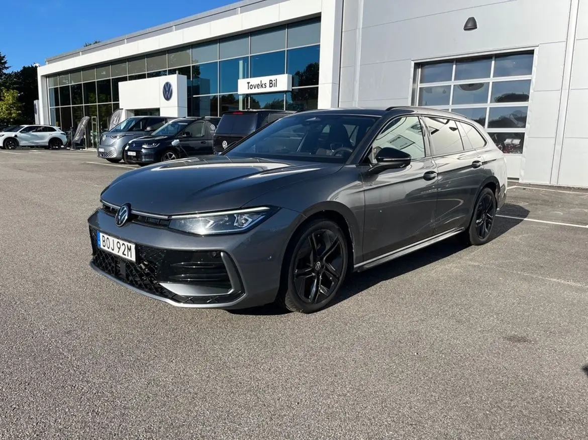 Volkswagen Passat 2024
