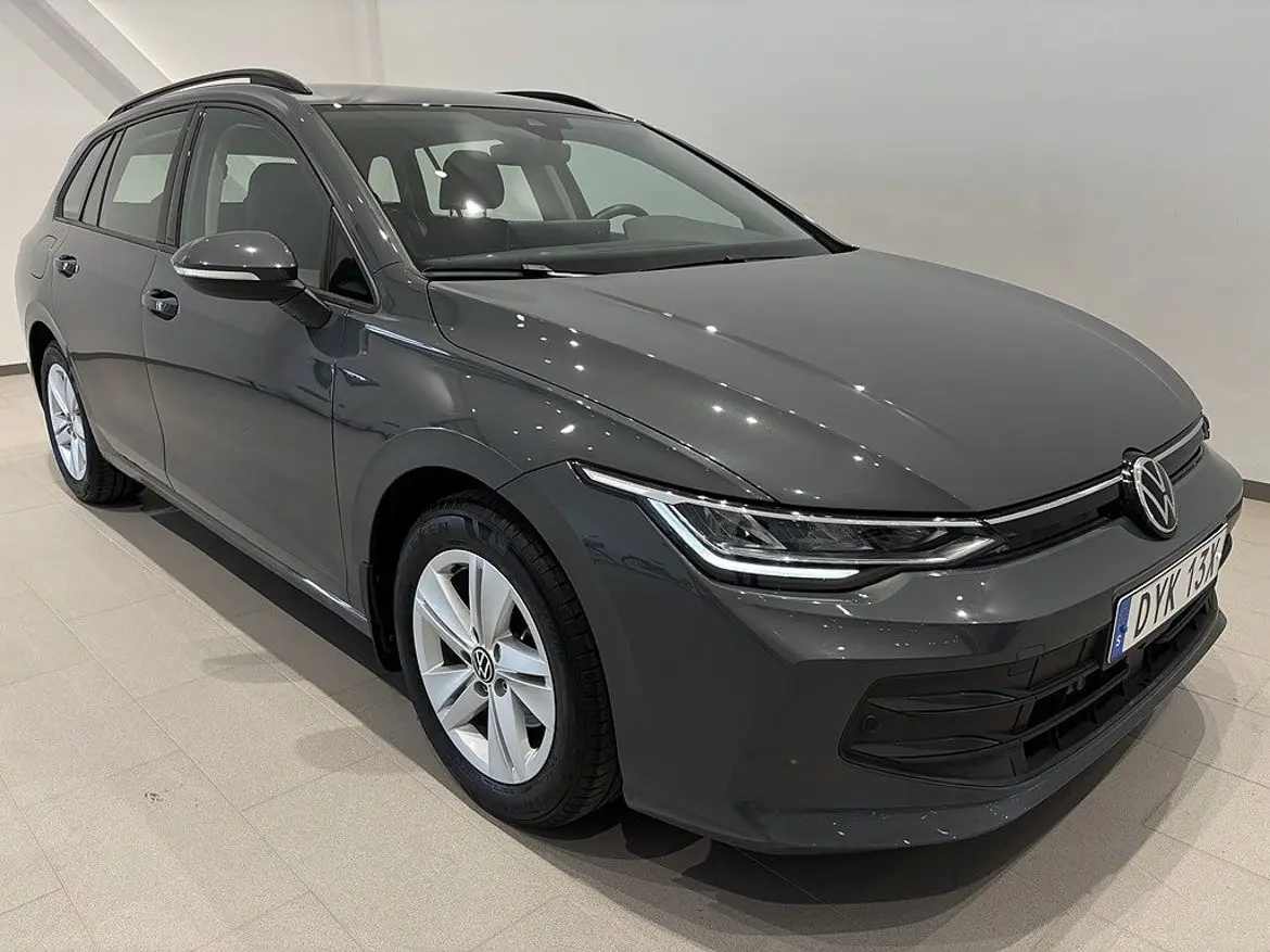 Volkswagen Golf 2025