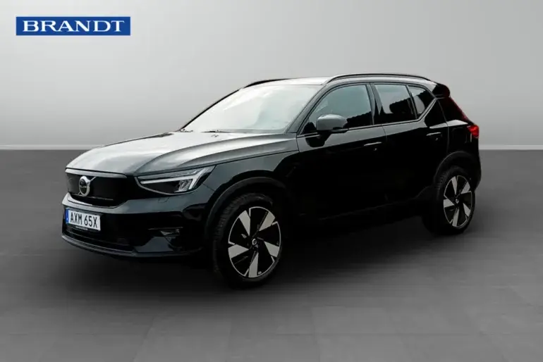 Volvo EX40 2026