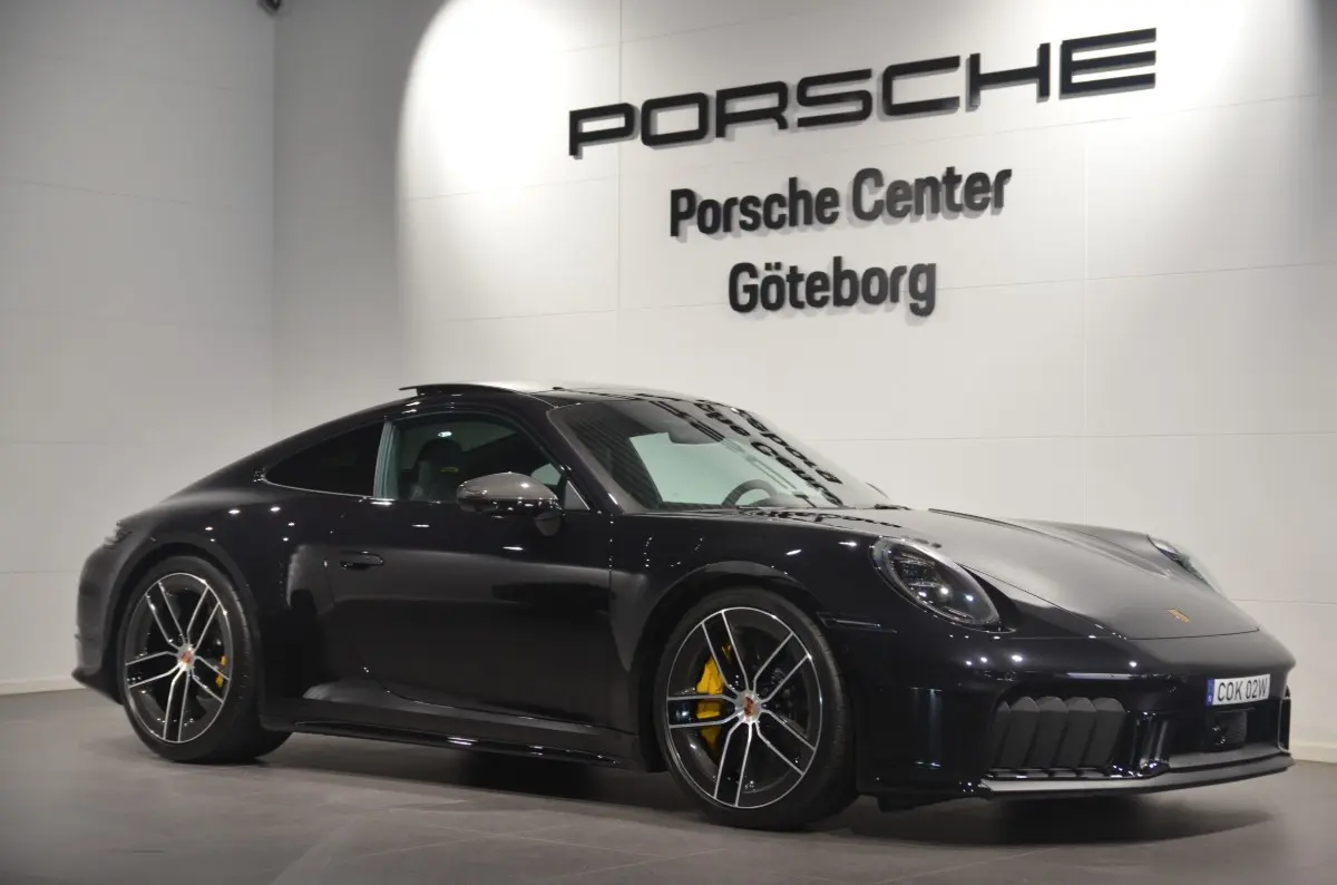 Porsche 911 2025