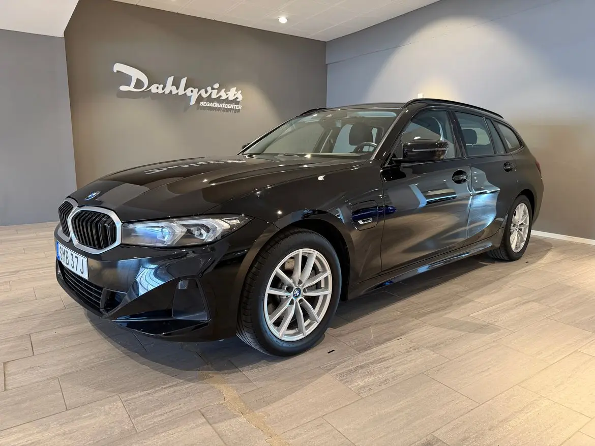 BMW 3-serien 2023