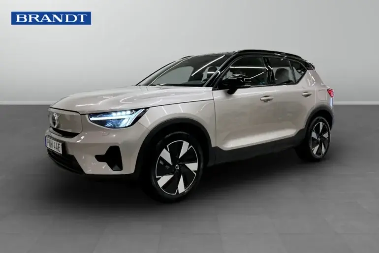 Volvo XC40 2024