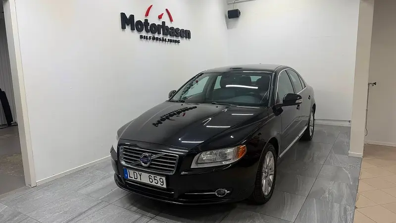 Volvo S80 2011