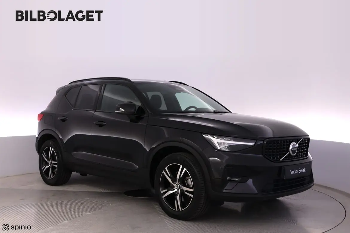 Volvo XC40 2025