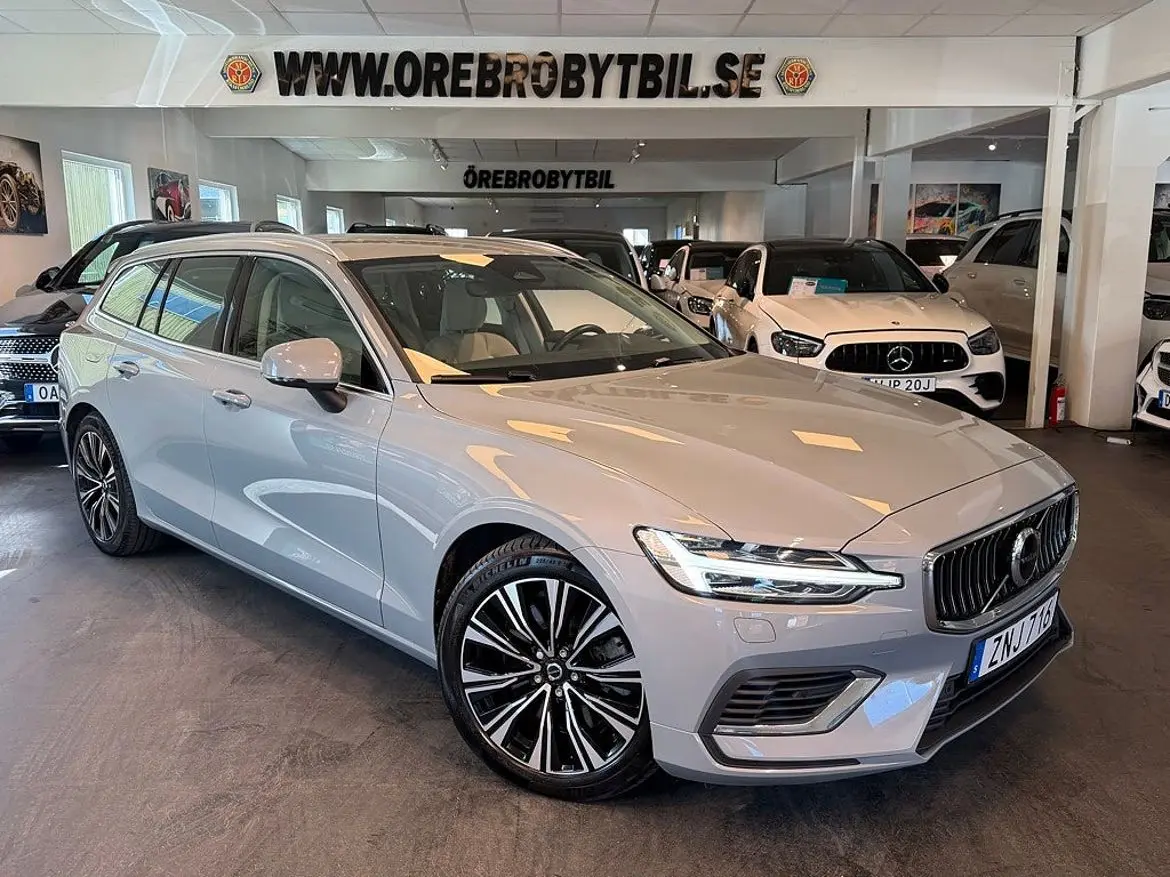 Volvo V60 2024