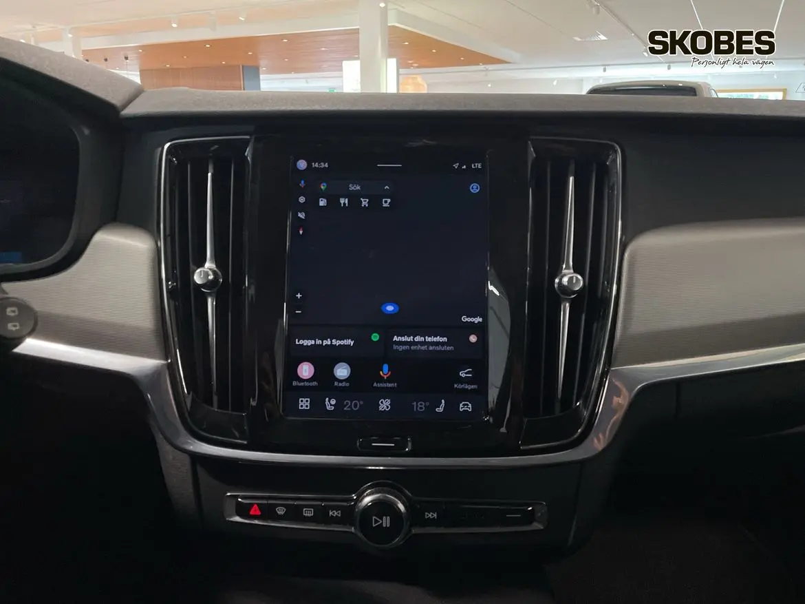 Volvo V90 2022