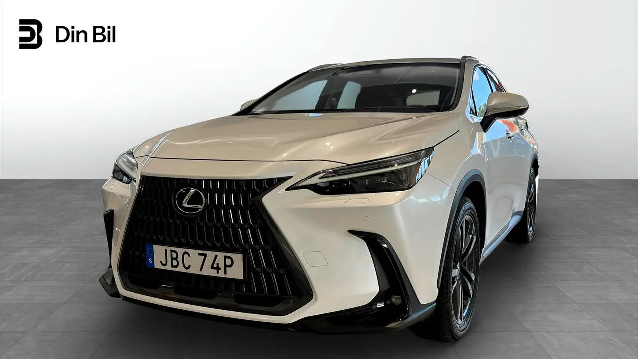 Lexus NX 2024