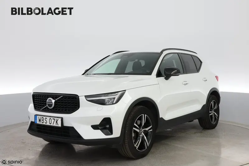 Volvo XC40 2025