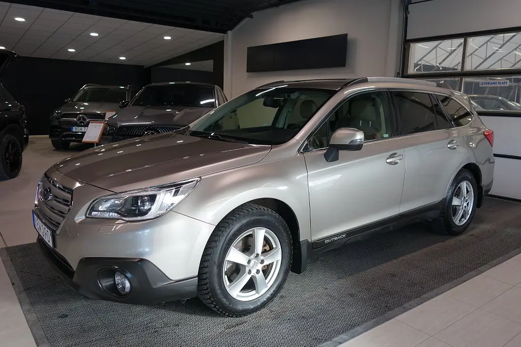 Subaru Outback 2016