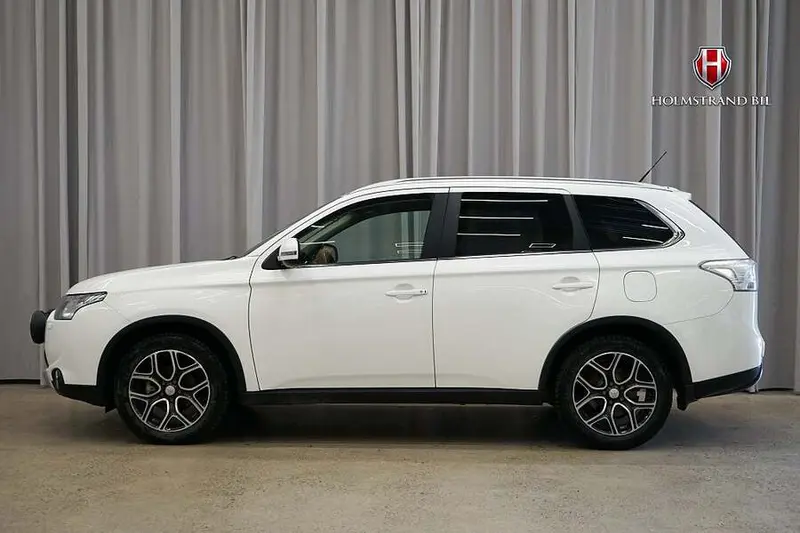 Mitsubishi Outlander 2015