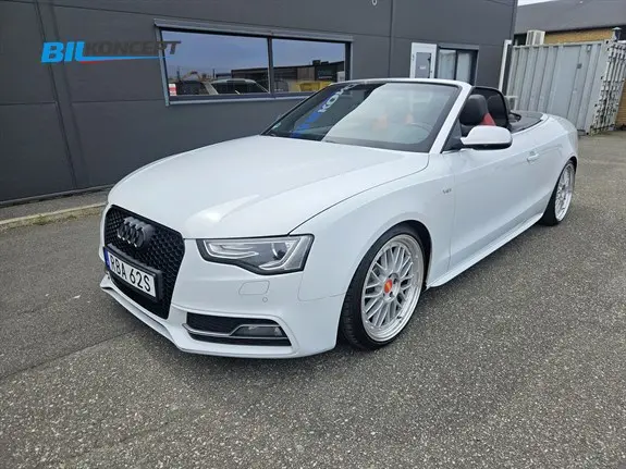 Audi Cabriolet 2012
