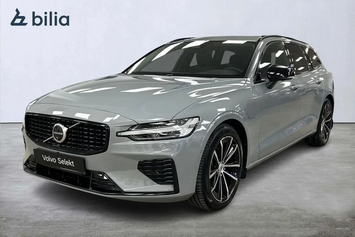 Volvo V60 2025