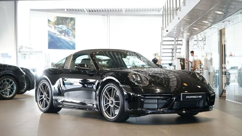 Porsche 911 2023