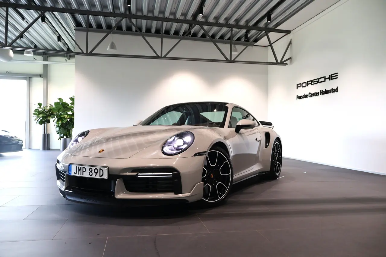 Porsche 911 2023