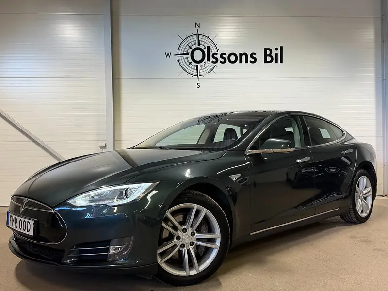 Tesla Model S 2014