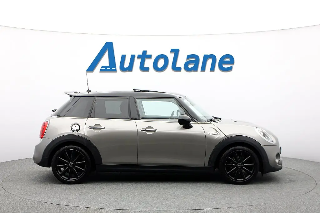 MINI Cooper 2018