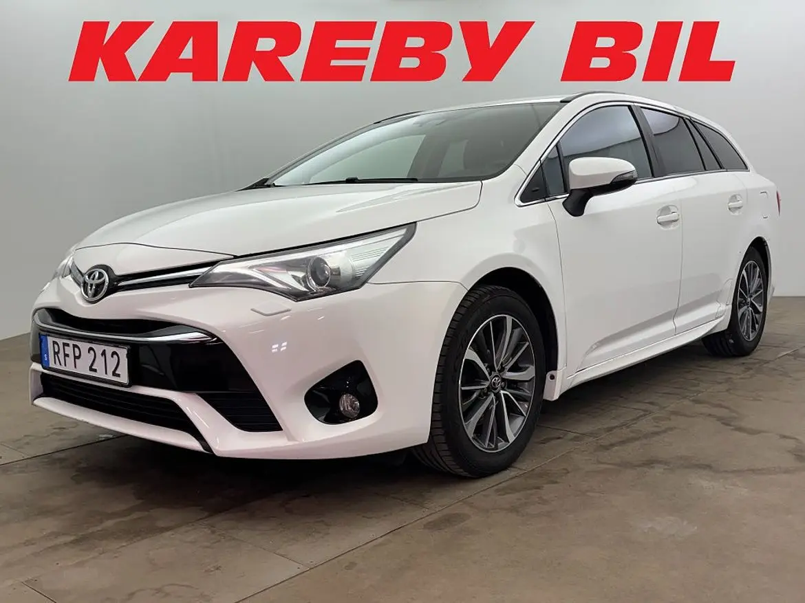 Toyota Avensis 2016