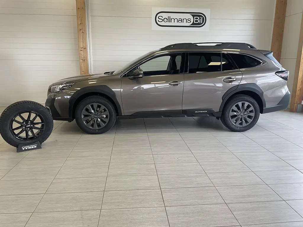 Subaru Outback 2025