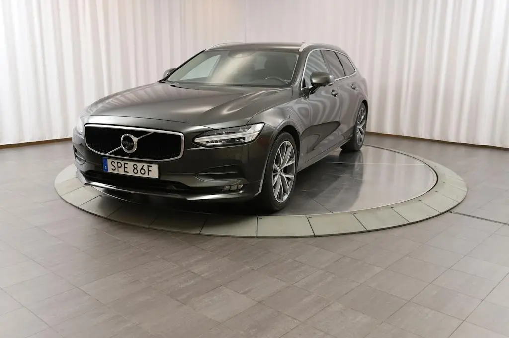 Volvo V90 2020