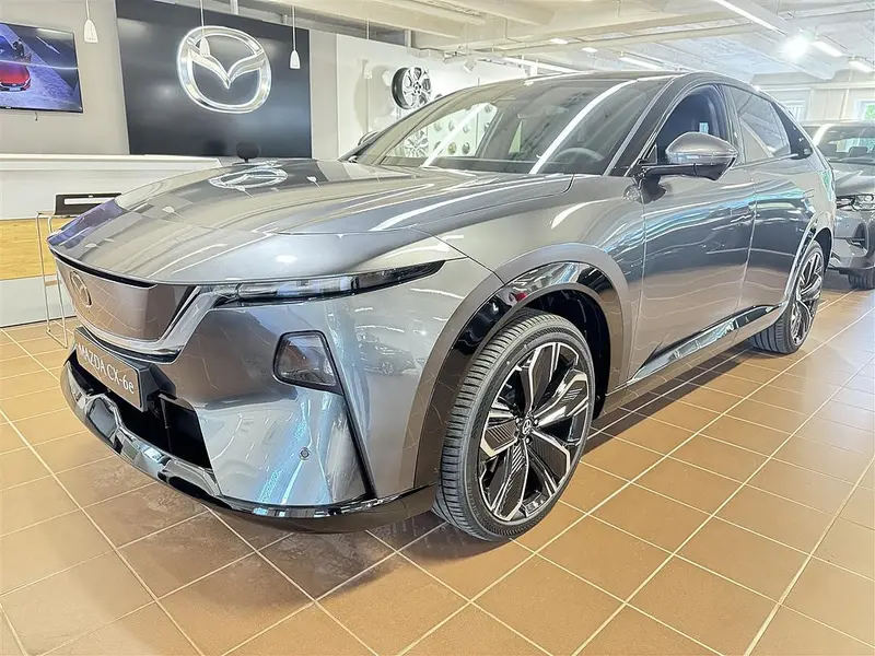 Mazda CX-6e, 2026