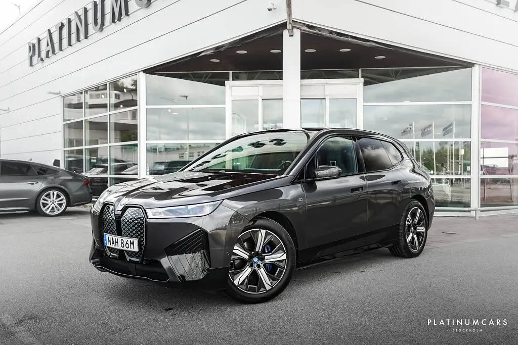 BMW iX 2023