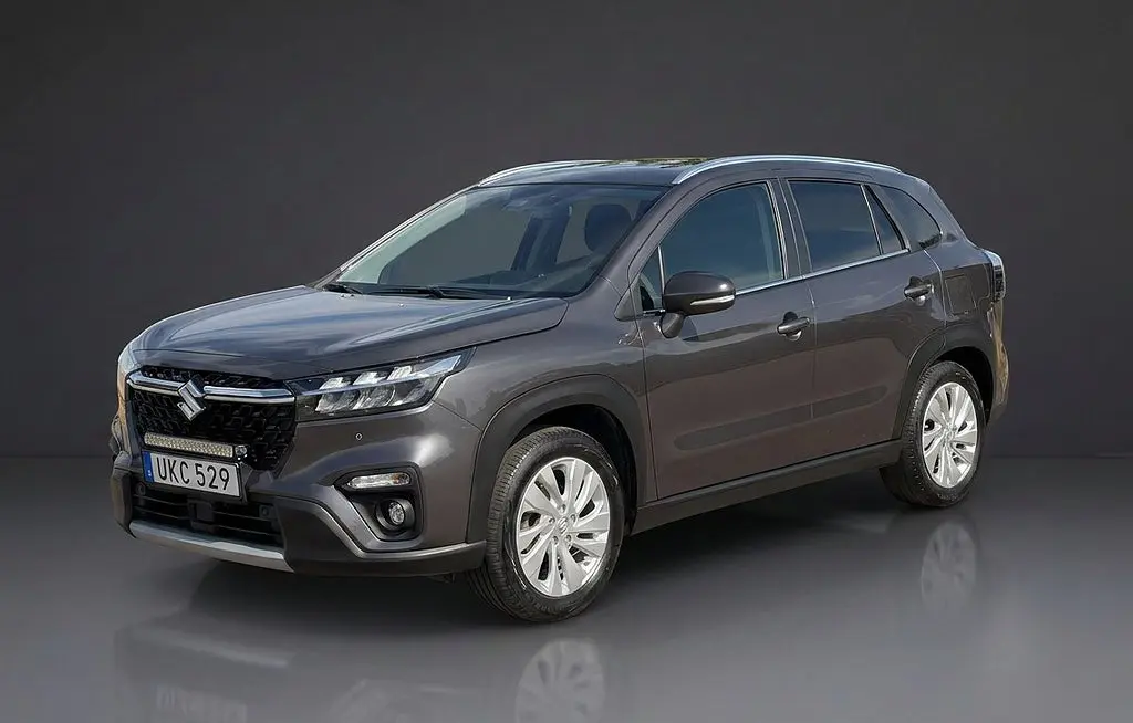 Suzuki S-Cross 2023