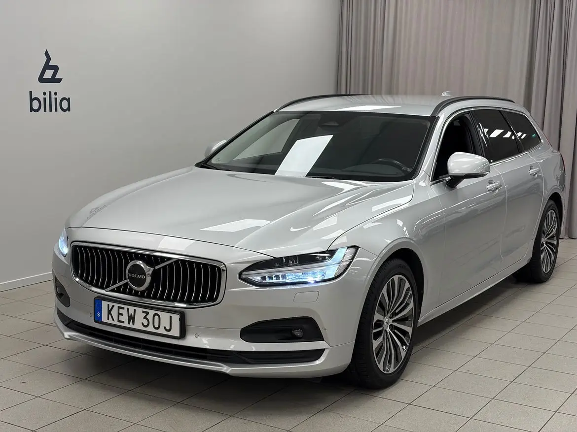 Volvo V90 2022