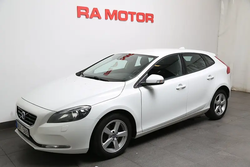 Volvo V40 2013