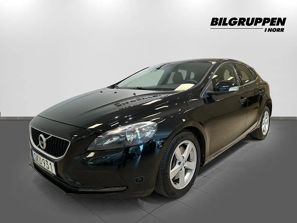 Volvo V40 2018