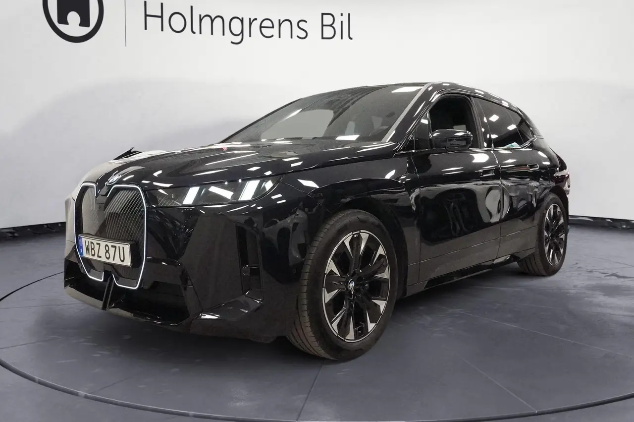 BMW iX 2025
